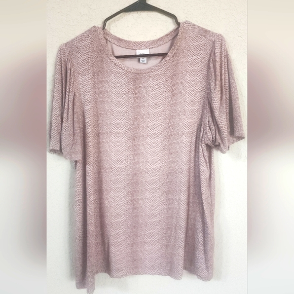 A New Day Animal Print Burgundy and Pink Snake Skin Top Size XL - Picture 1 of 2